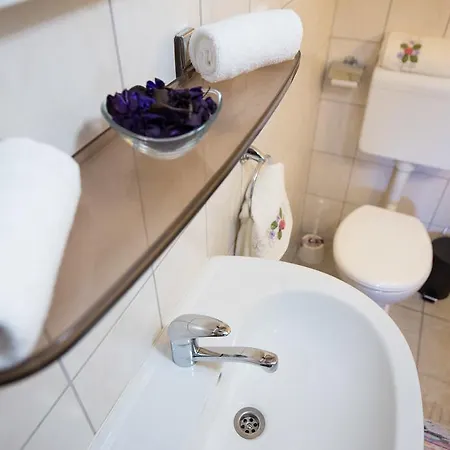 Mery By El-pi Tours *